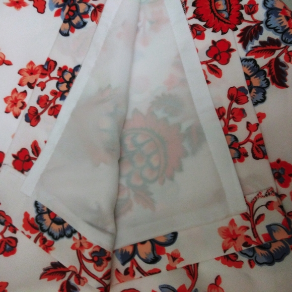 Ann Taylor Skirt - Picture 3 of 4